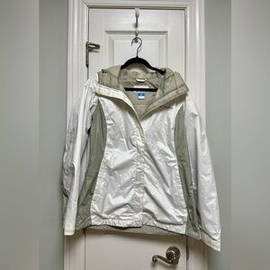 Columbia Women's White and Gray Waterproof Jacket - Medium